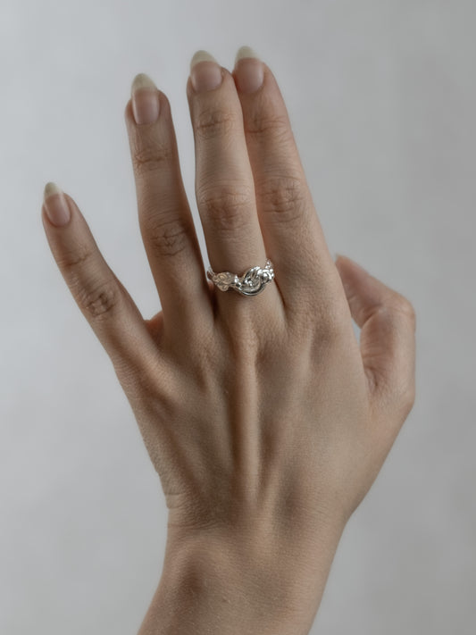 RUSALKA | SILVER RING WITH PEARL.