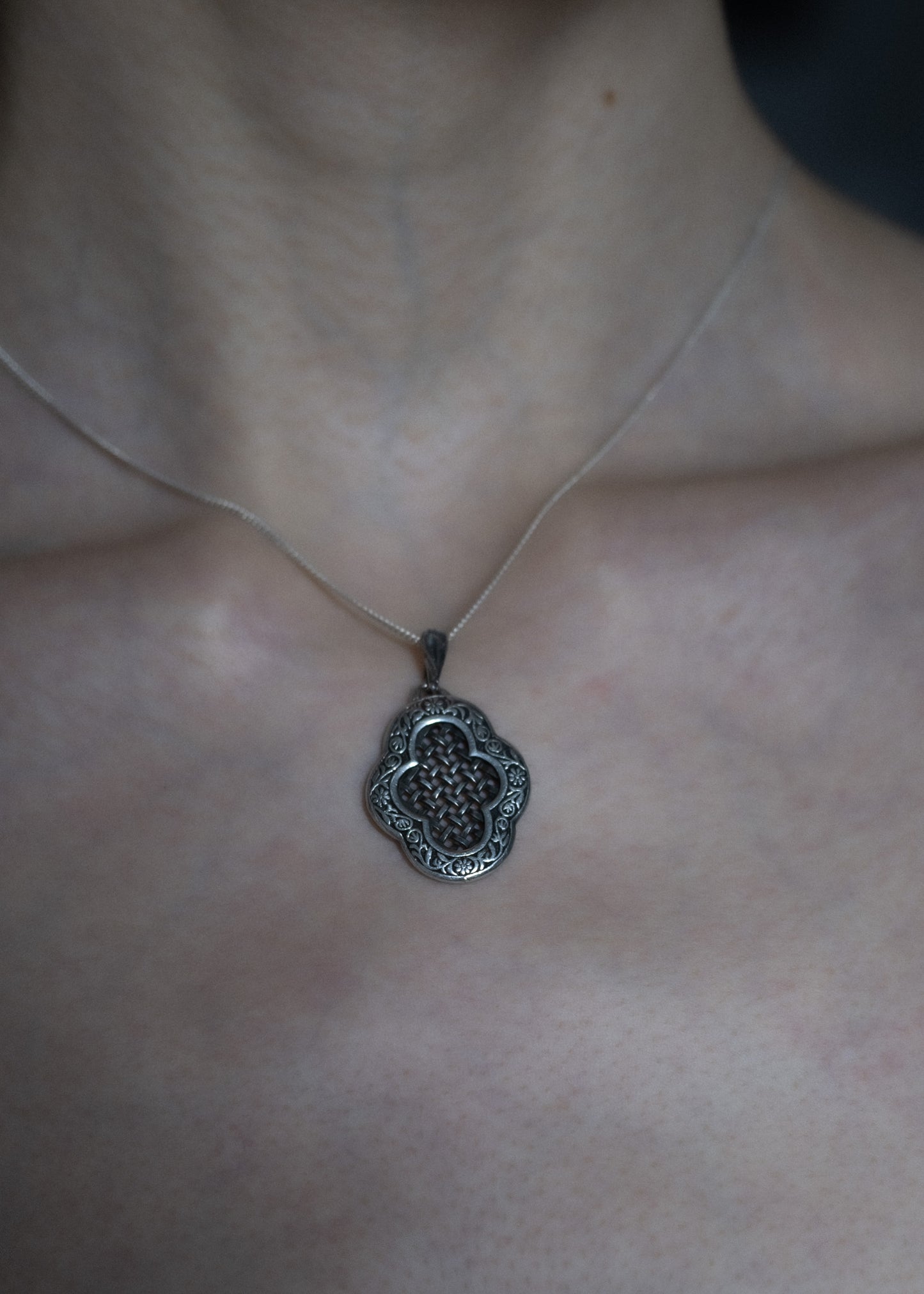 MINIATURA | SREBRNA PRZYWIESZKA