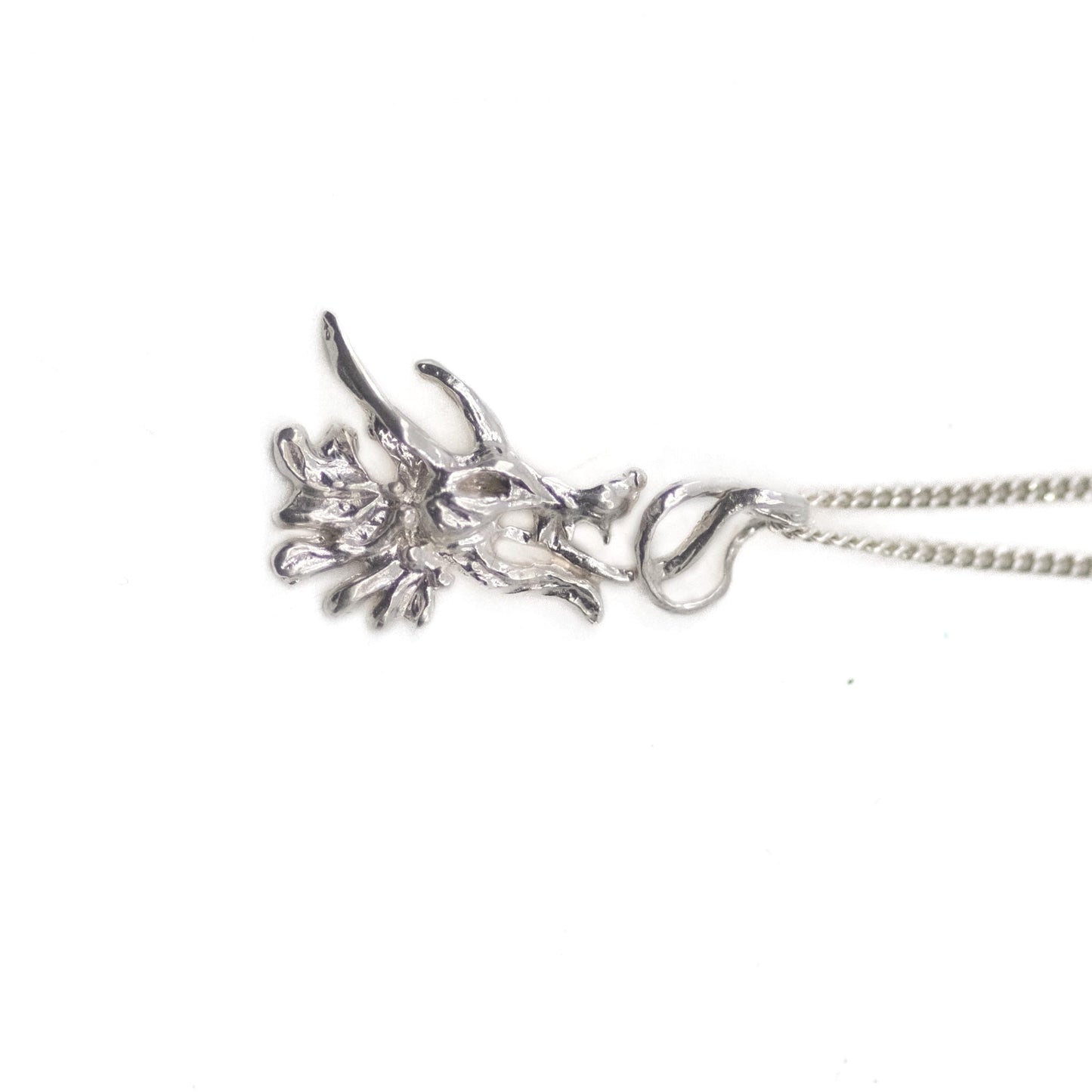 SMOCZEK | SREBRNA ZAWIESZKA Z WIZERUNKIEM SMOKA