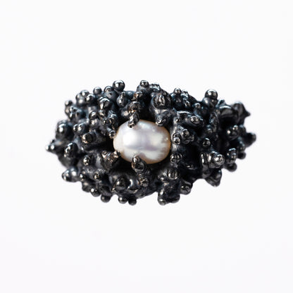 BLACK BUBBLEBATH | SREBRNY PIERŚCIONEK Z PERŁĄ NATURALNĄ