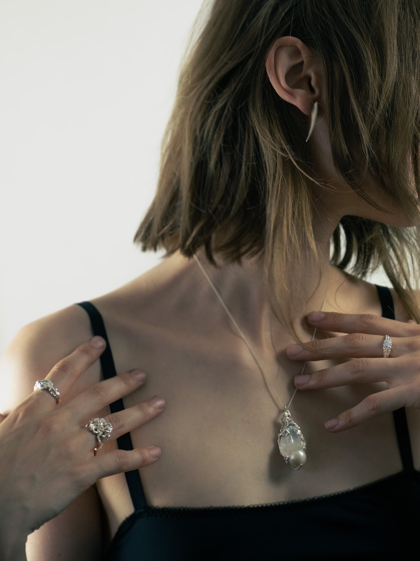 CROWN CLAWS | NECKLACE WITH NATURAL PEARL