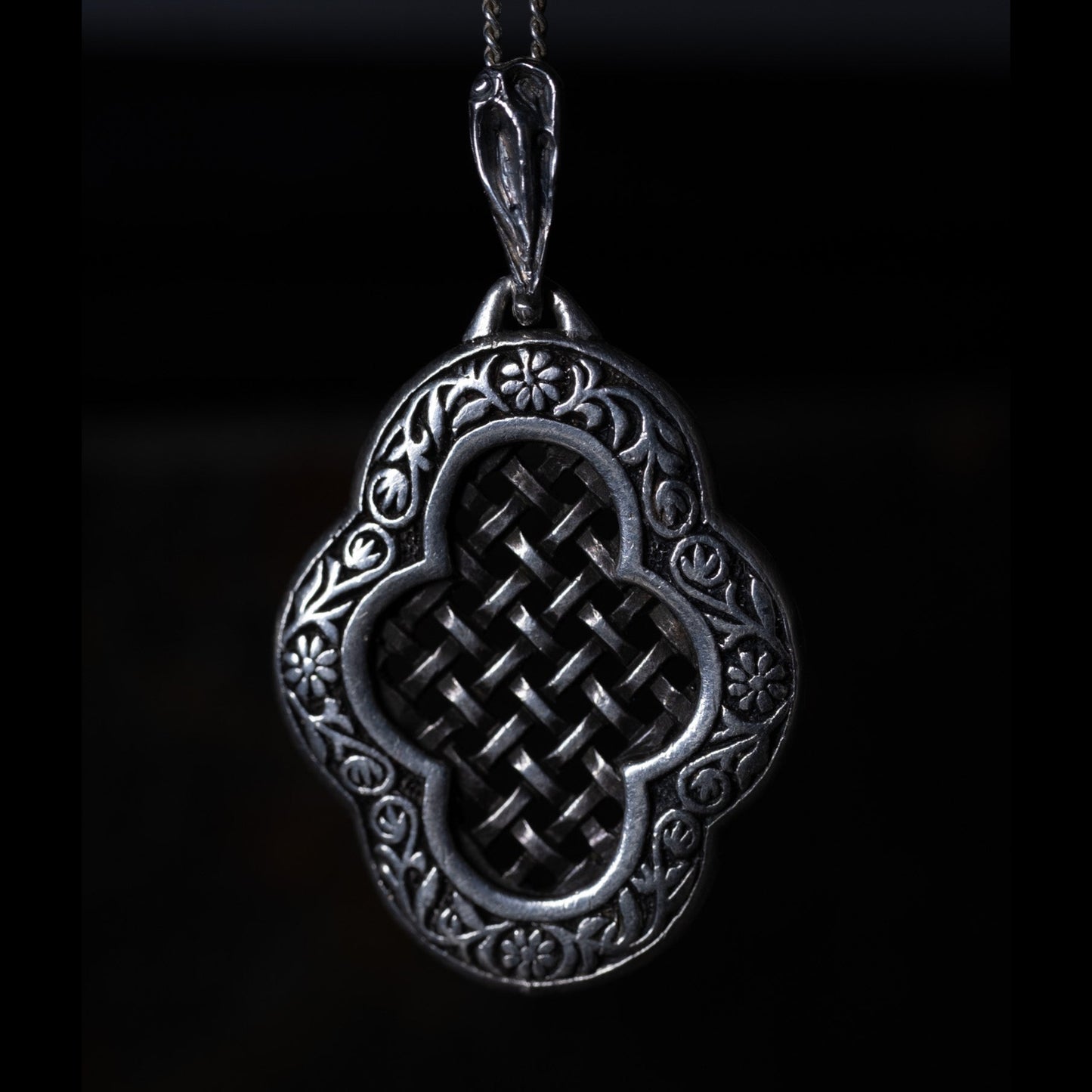 MINIATURA | SREBRNA PRZYWIESZKA